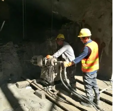 阿里水下抗分散灌浆料特点 水下不分散注浆料介绍