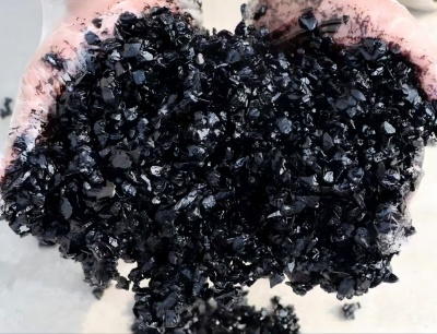 阿里沥青冷补料（沥青砂）的优势特点与施工流程解析